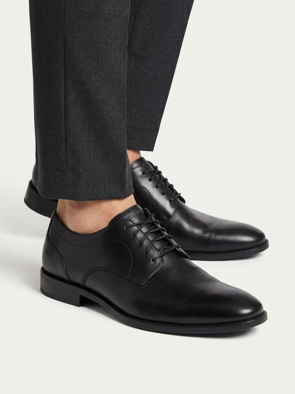 Cole Haan Black Leather Lace-Up Derby Shoes